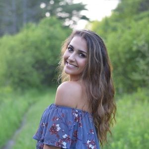 Meet your Posher, Elliana